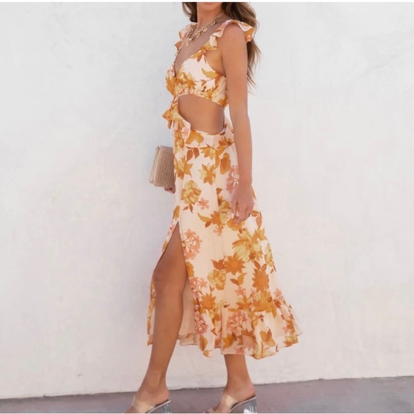 MEET ME UNDER THE SUN RUFFLE FLORAL CUT OUT MIDI DRESS - Picture 4 of 6